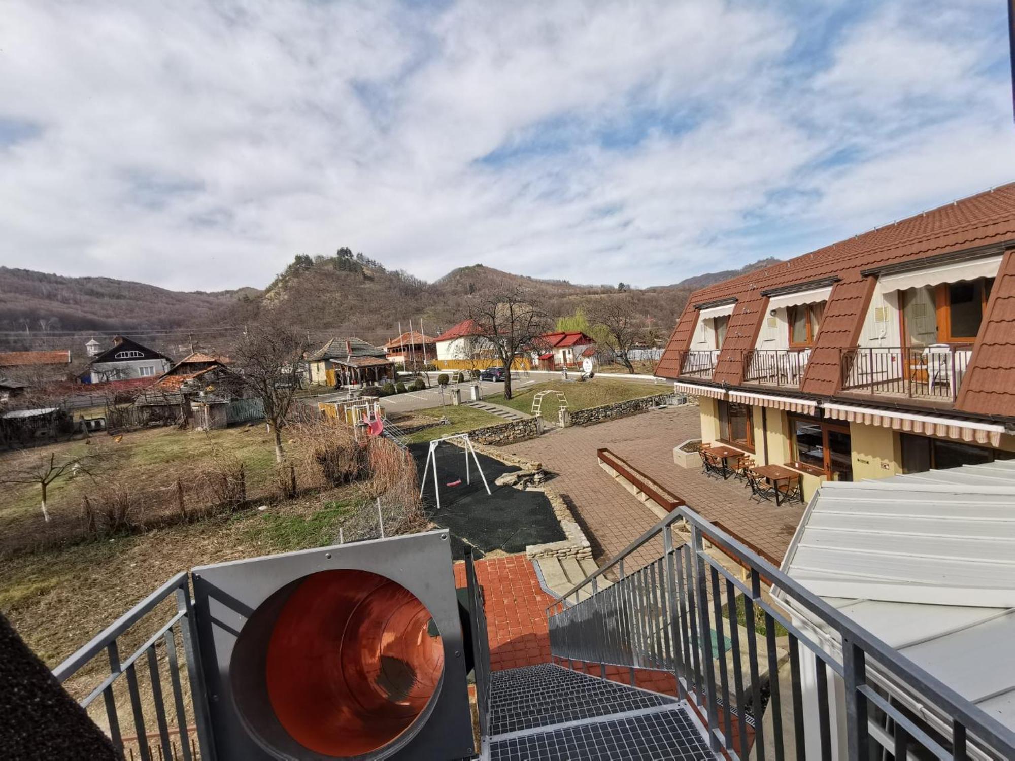 Pensiunea Valea Lupului Valea Lupului  Extérieur photo